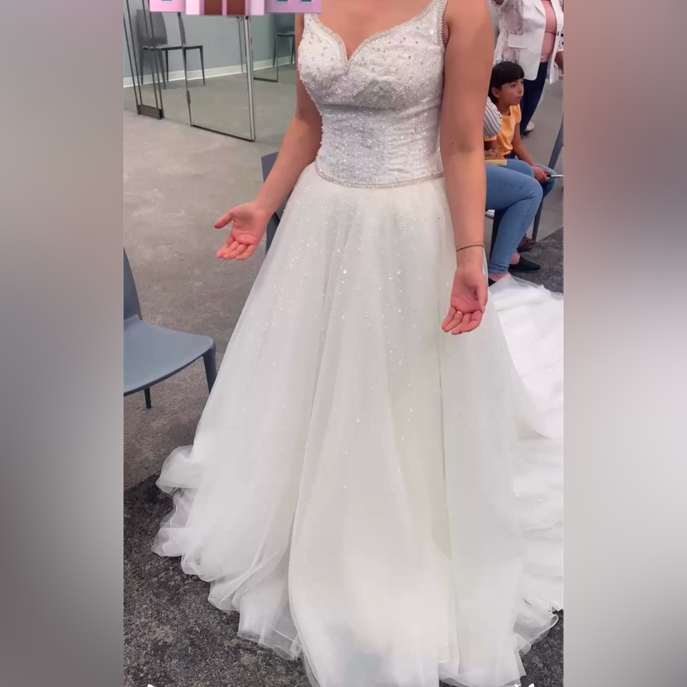 Oleg Cassini White Ballgown
